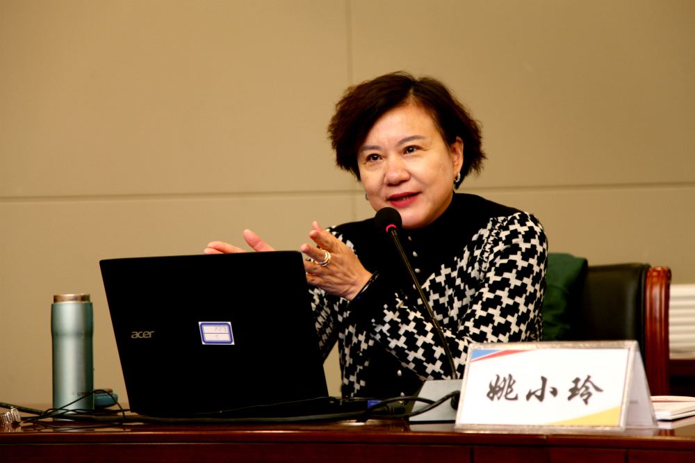 <div style="text-align:center;">
	北京航空航天大学 姚小玲
</div>